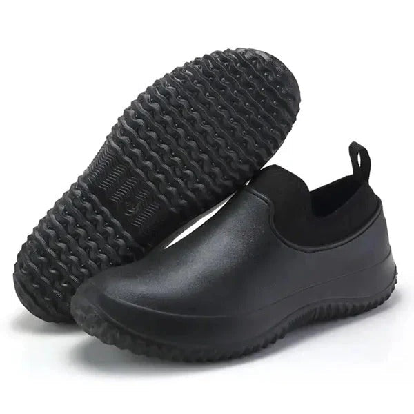 Evy | Sleek Men's Waterproof Slip-On Work Shoes With Non-Slip Sole