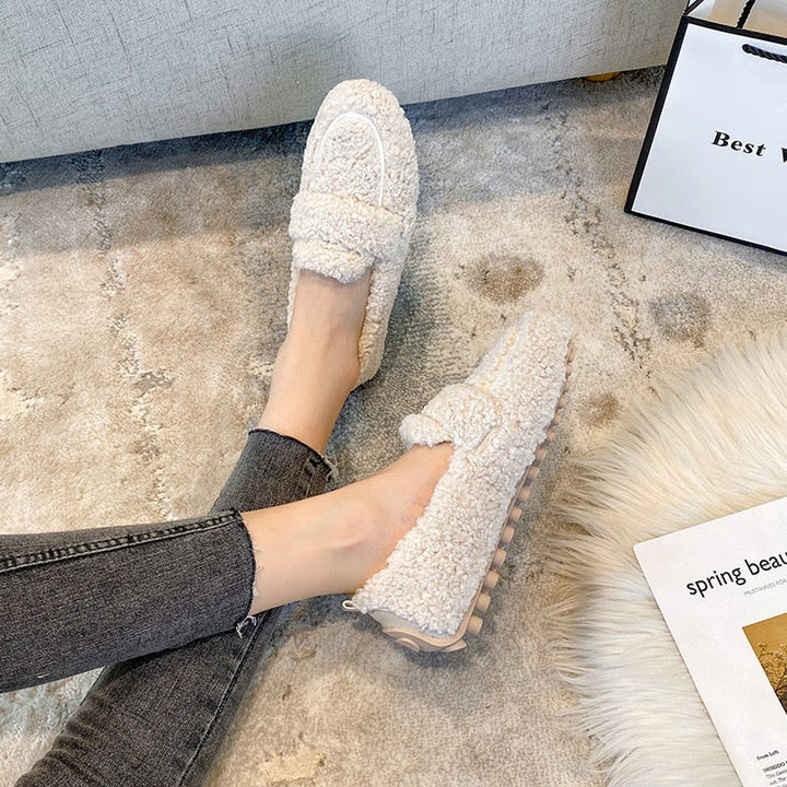 Juniper | Cozy Black Fuzzy Winter House Slippers Women