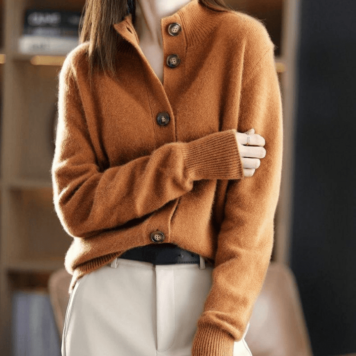 Freya | Elegant Button-Up Cashmere Knit Cardigan With Collar