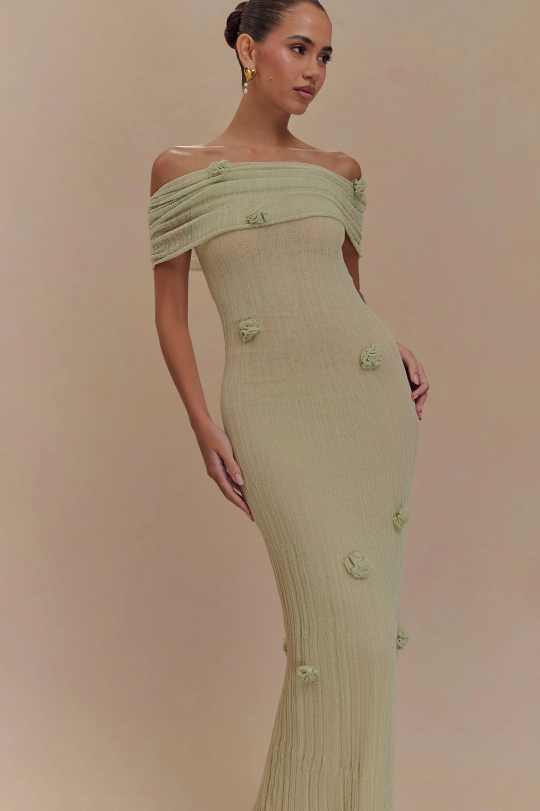 Cordelia | Elegant Off-Shoulder Knit Maxi Dress With Floral Details