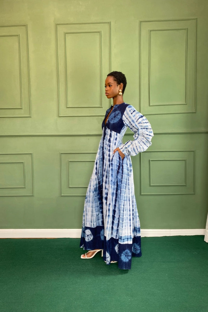 Kathryn | Elegant Tie-Dye Maxi Dress With Button-Down Front