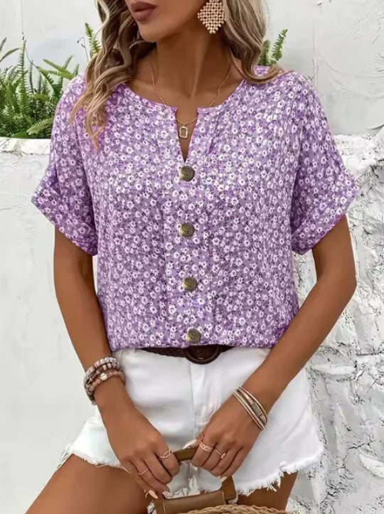 Wren | Stylish Floral Button-Up Blouse With V-Neck Detail