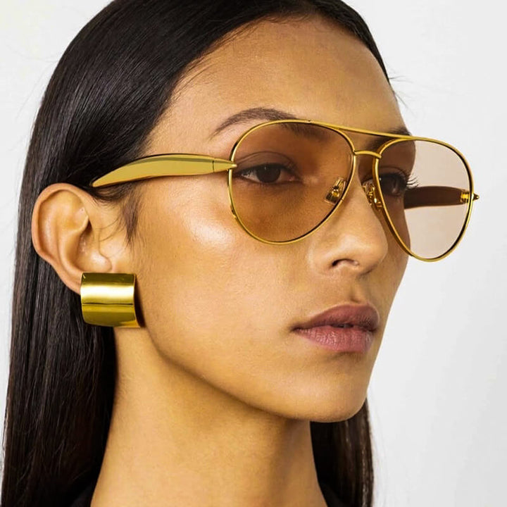 Elyse | Chic Gold Aviator Sunglasses With Metal Frame