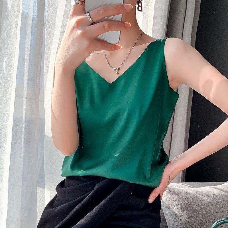 Eleanore | Elegant V-Neck Sleeveless Tank Top For Women