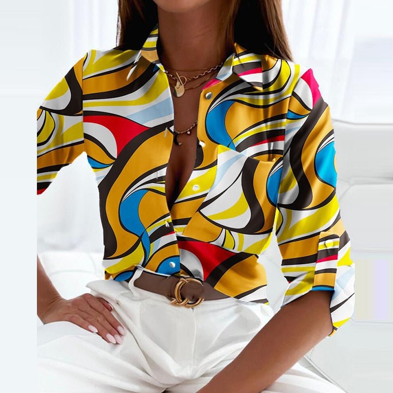 Evy | Chic Geometric Print Button-Up Blouse With Collar